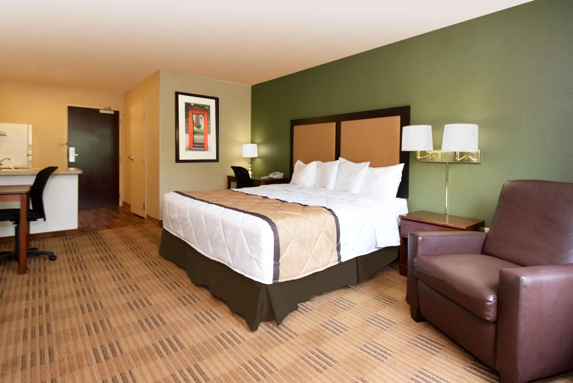 เอ็กซ์เทนด์ สเตย์ อเมริกา บอสตัน-เวสต์โบโร Hotel ภายนอก รูปภาพ