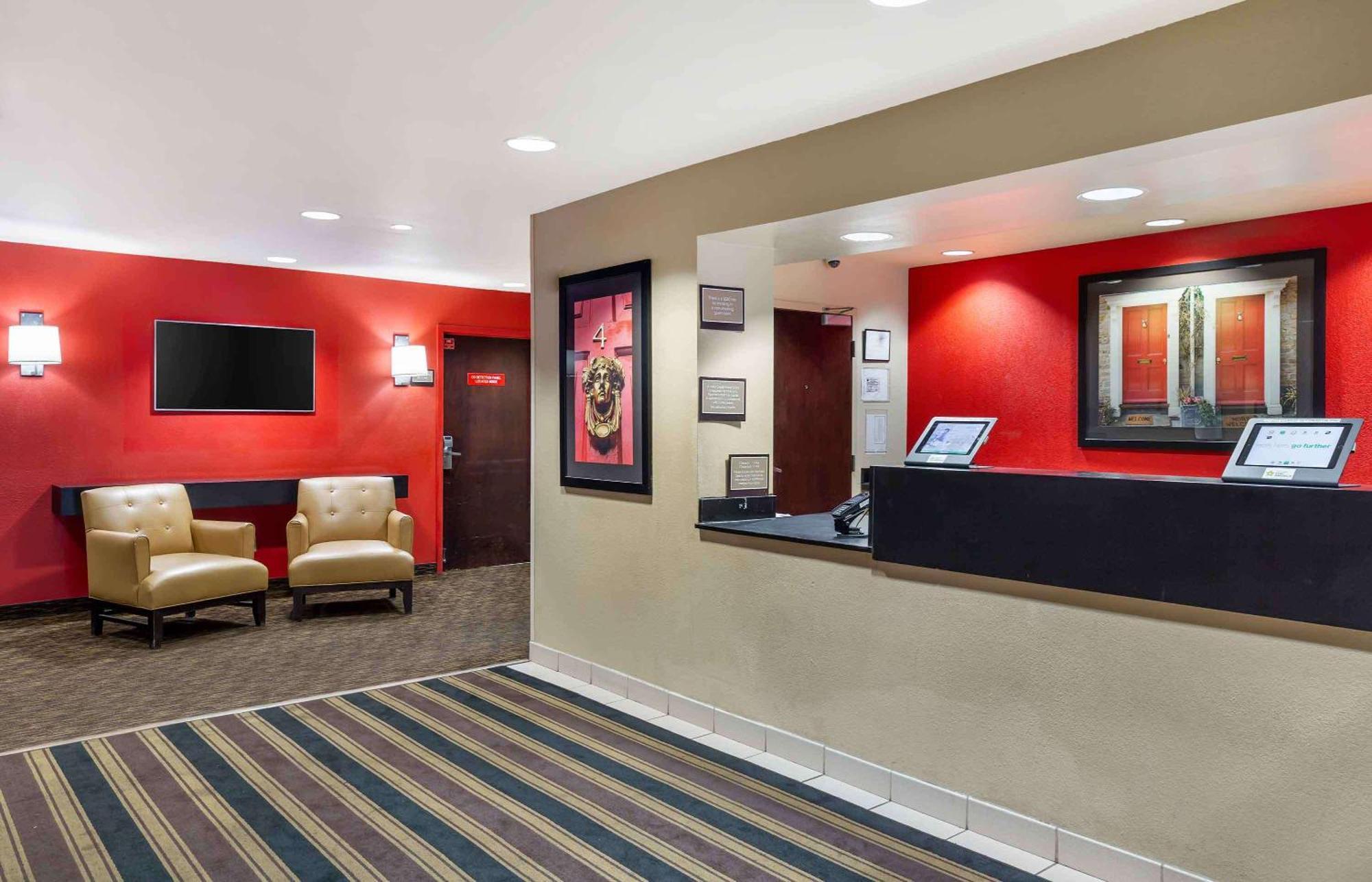 เอ็กซ์เทนด์ สเตย์ อเมริกา บอสตัน-เวสต์โบโร Hotel ภายนอก รูปภาพ