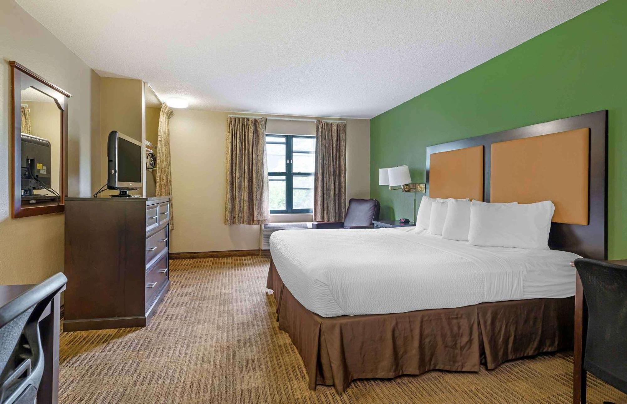 เอ็กซ์เทนด์ สเตย์ อเมริกา บอสตัน-เวสต์โบโร Hotel ภายนอก รูปภาพ